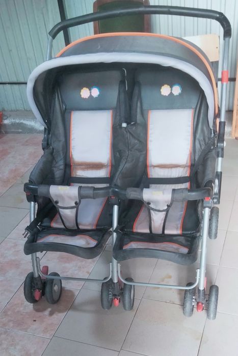 Продам Коляску,почти новый.