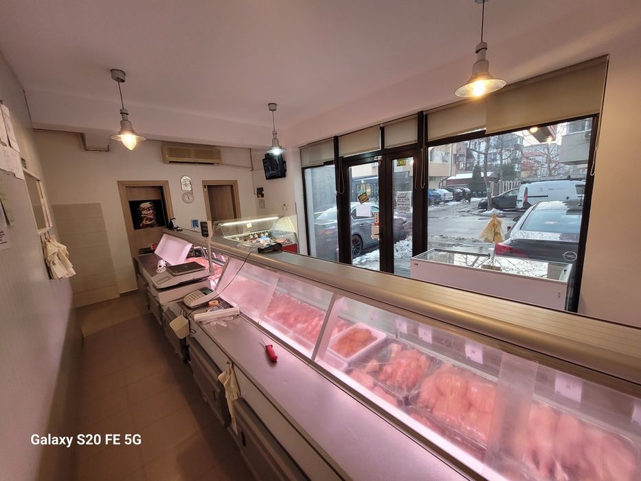 Închiriez măcelărie