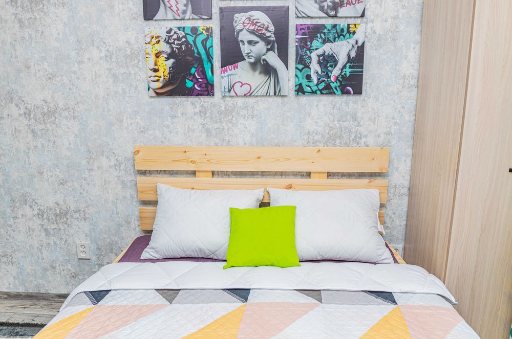 Шикарный вариант студии выше Атакента посуточно