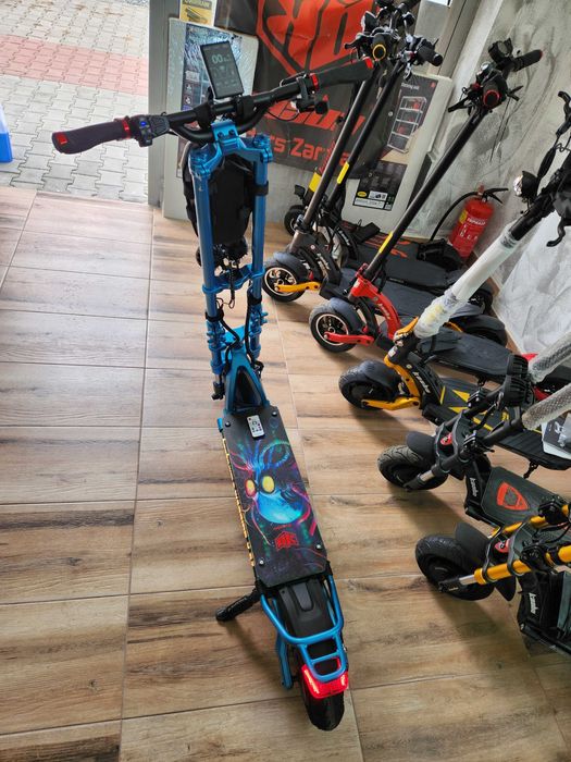 Разпродажба Kaabo Wolf Warrior X GT 2x1100w Custom Blue+Color Deck