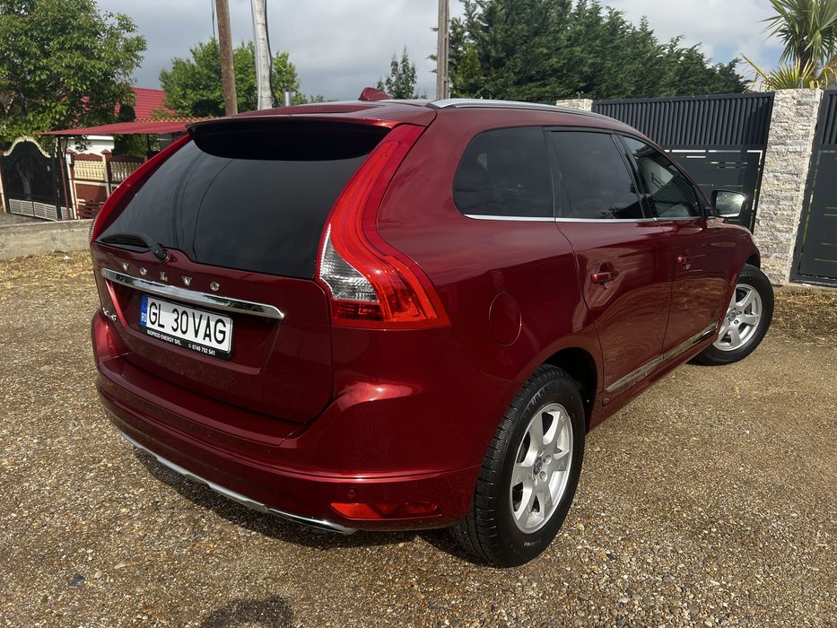 VOLVO XC60 SUMMUM D4, 2.0 Diesel , 181 CP , EURO 6 , An 2014