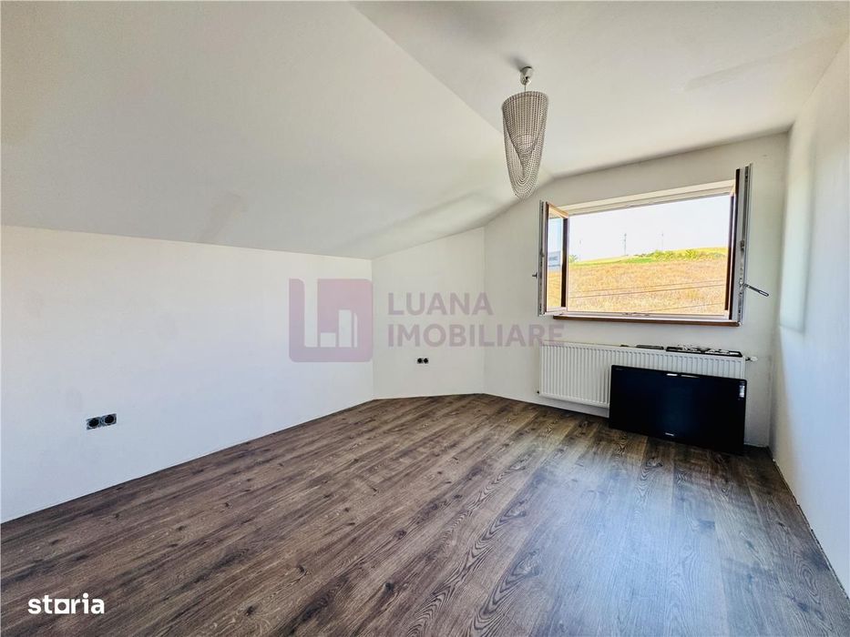 Casa individuala de vanzare Sura Mare | teren 344 mp | pivnita