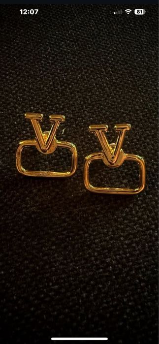 Луксозни обеци Dior Моля разгледайте и другите предложения