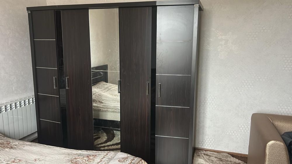 Продам спальный мебель