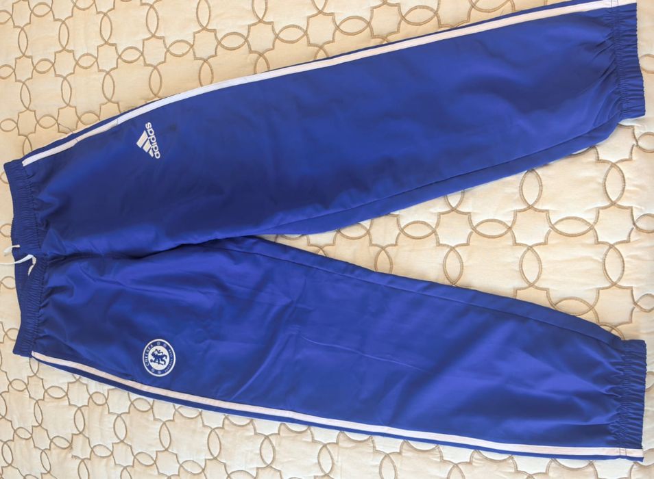 Спортивный костюм