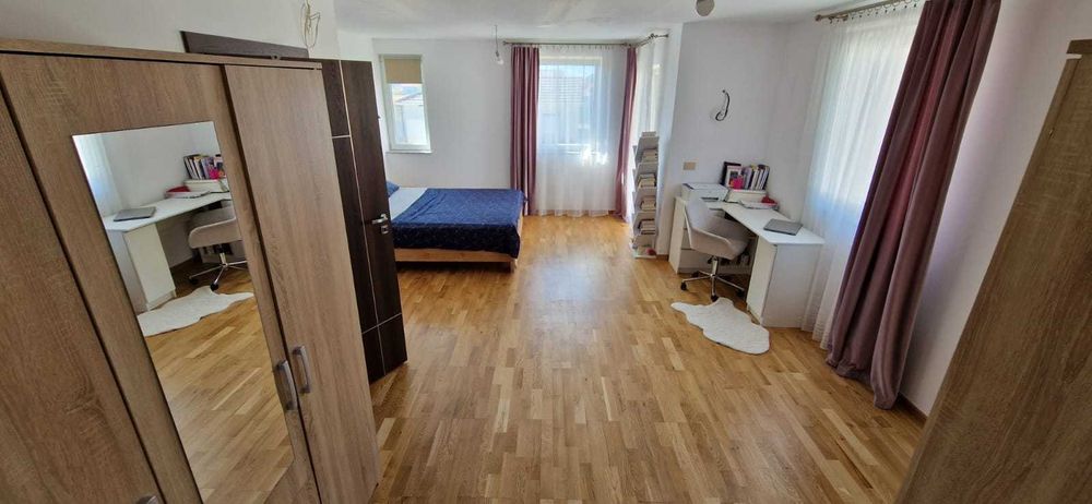 Casa de vanzare în cartier nou