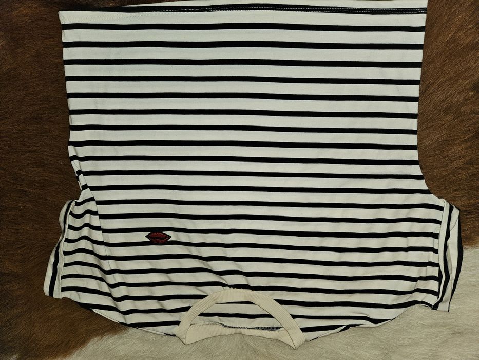 Vand tricou de dama fin in dungi M