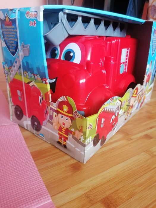 Vând mașinuțe pentru copii