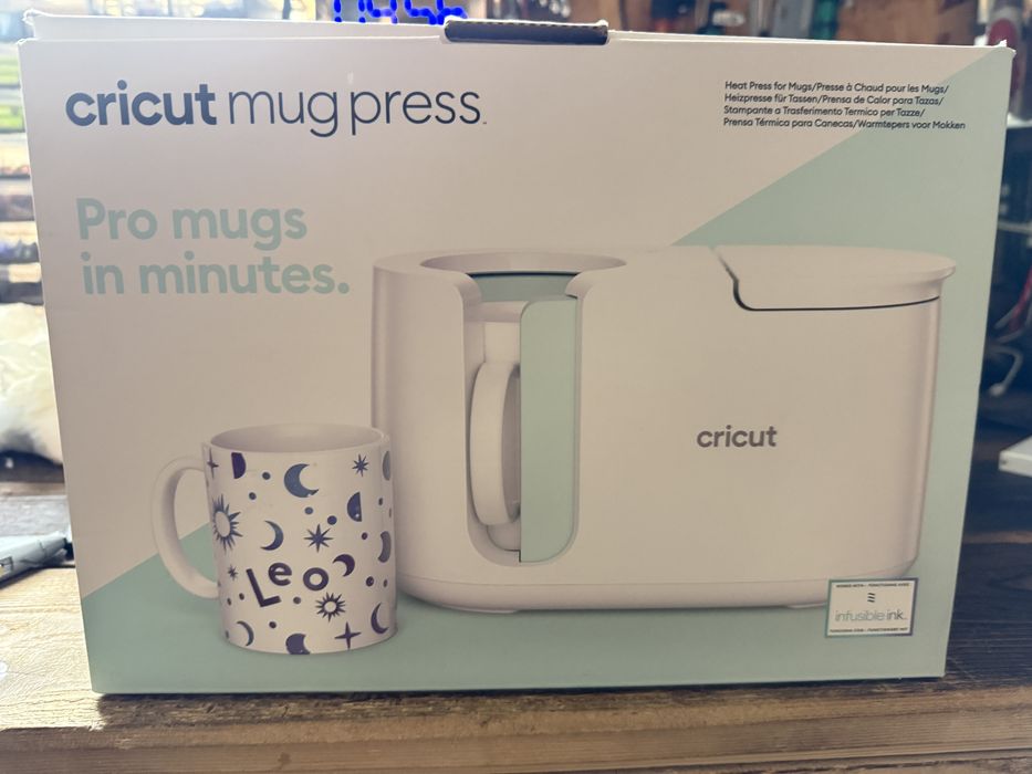 Presa pentru căni , Cricut