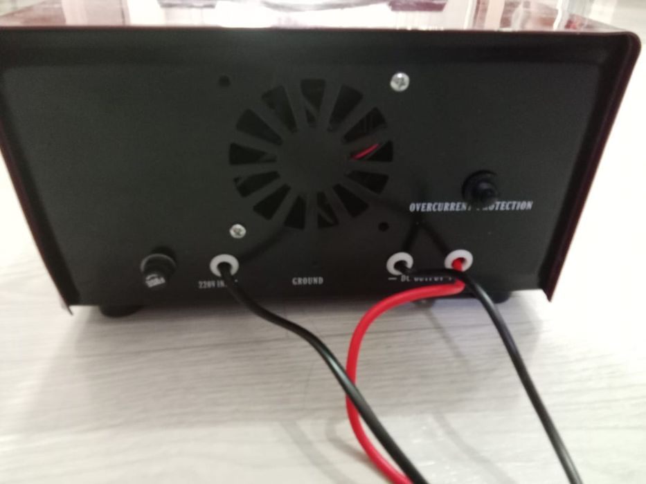 Зарядное устроисто для аккумулятора