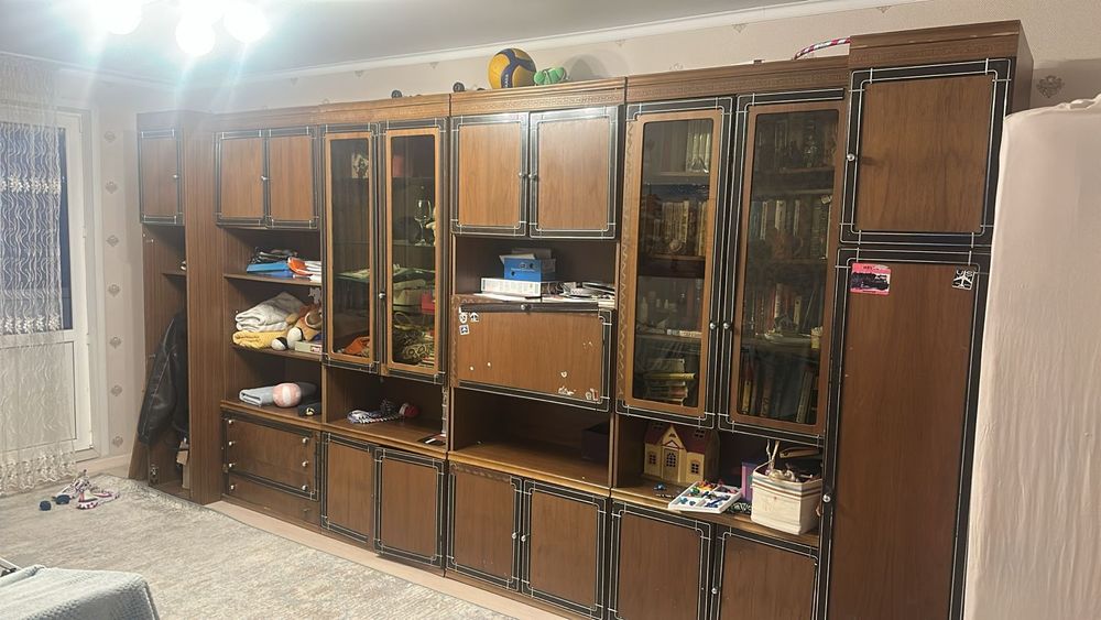 Продам стенку звоните