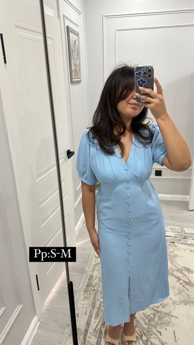 Продаеться    платья