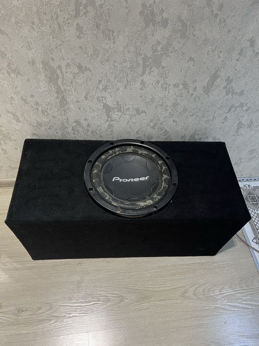 Piooner sambufer 400W rms 1000W