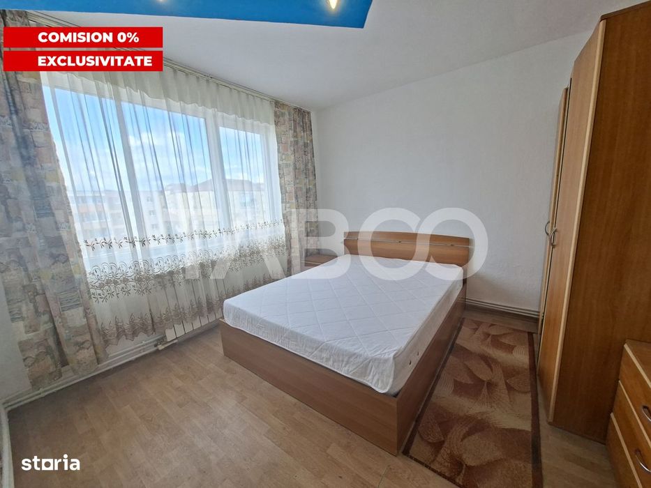 Apartament de vanzare cu 3 camere si balcon Mihai Viteazul numarul 23 — fotografia 2