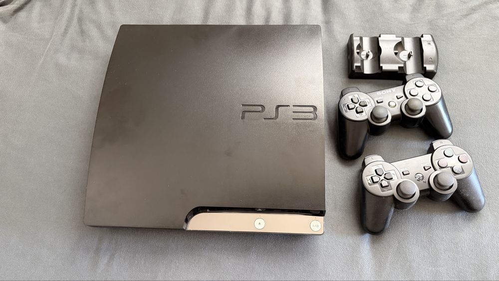 PlayStation 3 slim 160GB с HEN
