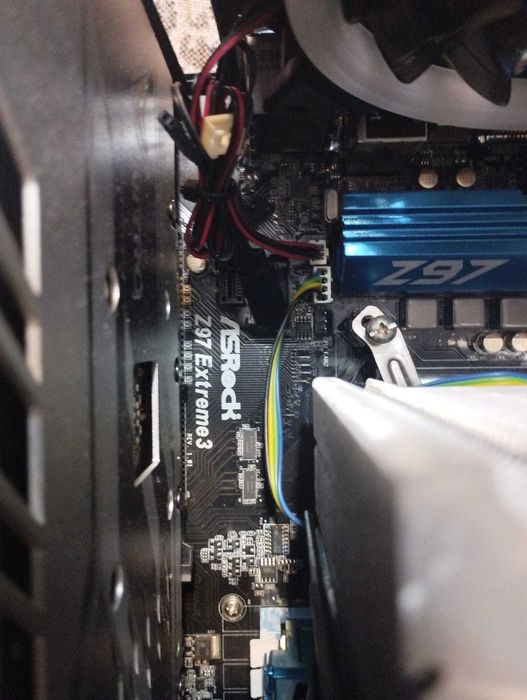 KIT CPU i7 4790k, COOLER MASTER, MB, 16gb DDR3 + RX 570 8GB