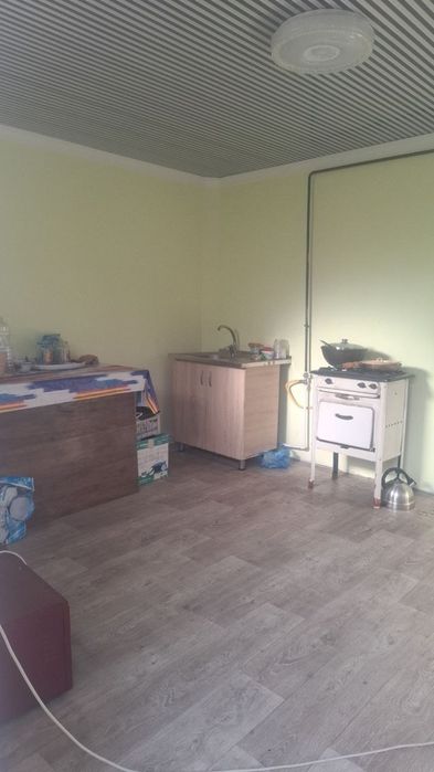 Ховлида хона ижарага берилади