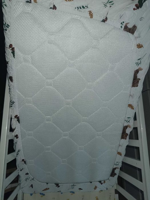 Pătuț co-sleeper lemn