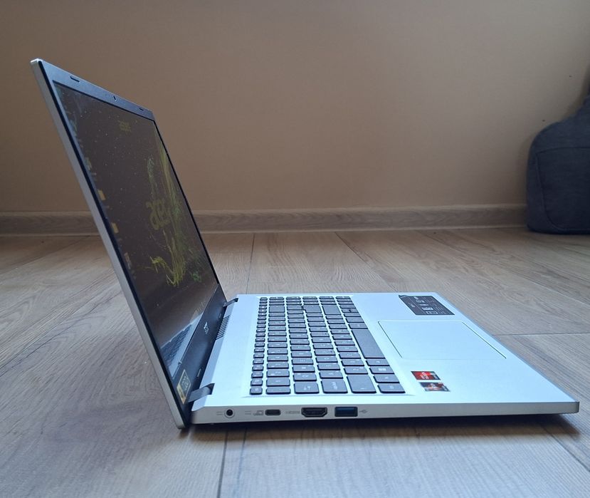 15.6' IPS Acer Aspire AMD Ryzen 5 7520U/16GB DDR5/512GB SSD/AMD Radeon 610M