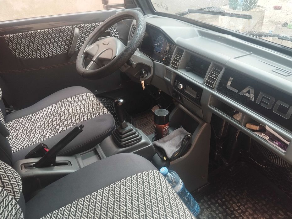 Labo sotiladi hamma joyi tayyor moshina