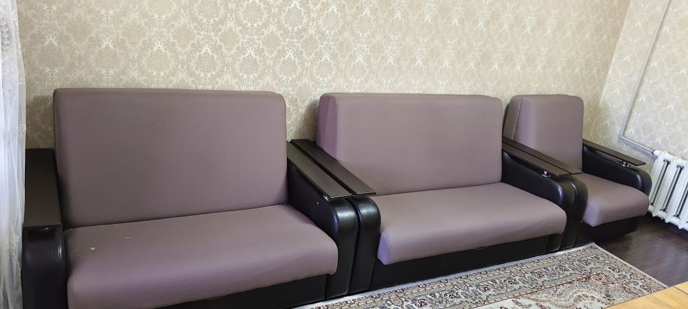 Продам диван , б/у