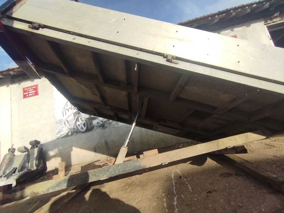 Самосвален кош за камион