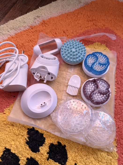 Braun Silk-epil 9 EPILATOR si Perie faciala Beauty Set