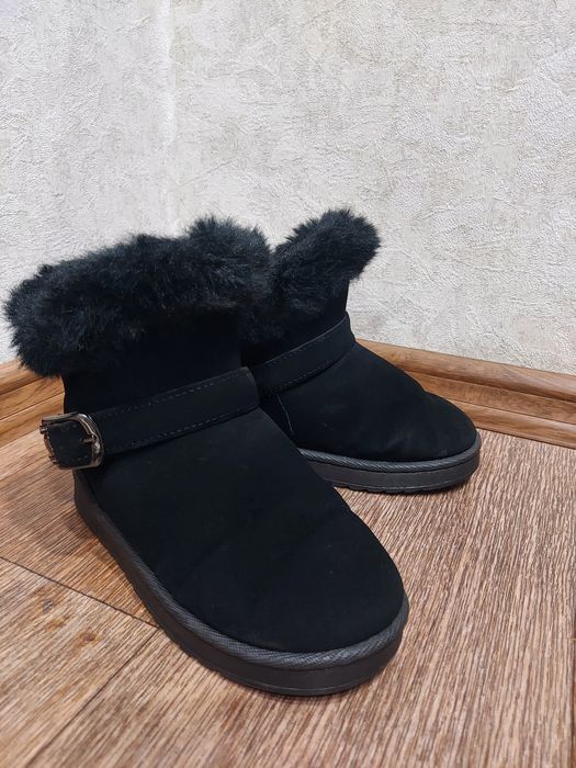 Угги 32 размера, черные