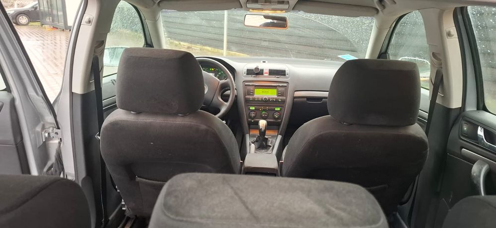 skoda octavia 2 16 benzină gpl