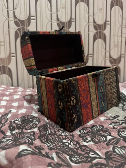 Сундук(шкатулка)