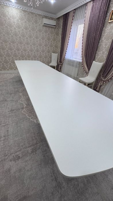 Продам стол 4м в длину