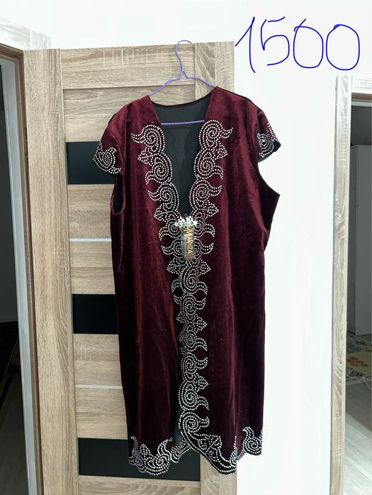 Женская одежда,