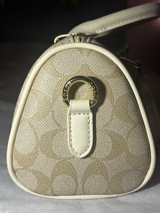Дамска чанта Coach