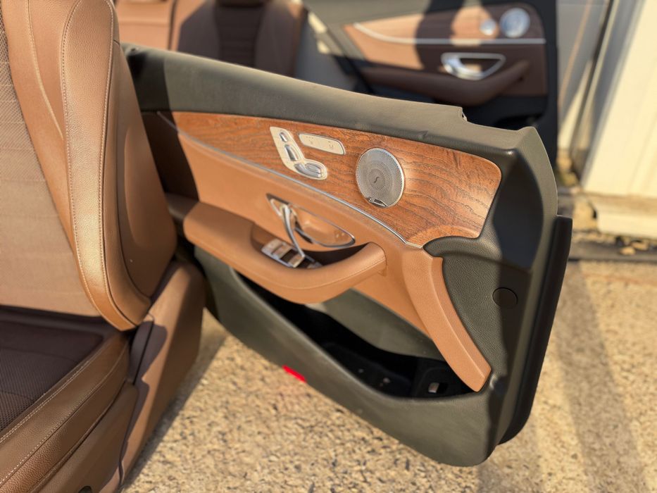 Interior AMG Mercedes E Class W213 Sedan