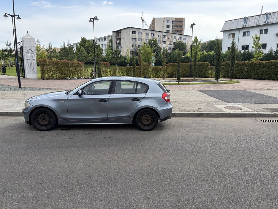 BMW Seria 1 2005 — imagine 2