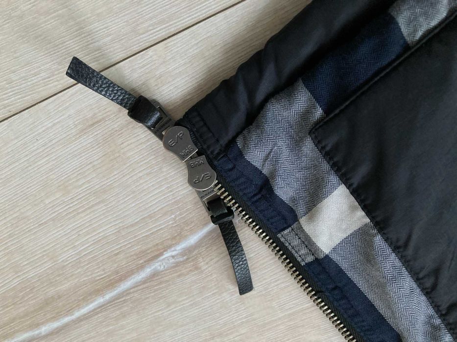 Оригинален BURBERRY BRIT мъжки пухен елек с гъши пух размер М