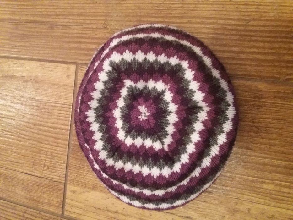 Шапки за момчета и момичета.