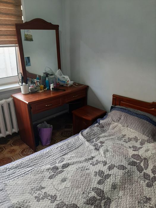 Продаю спальная гарнитур.