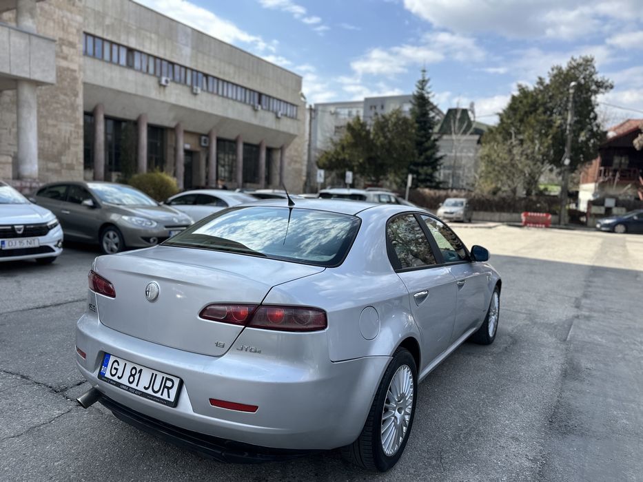 vand sau schimb Alfa 159