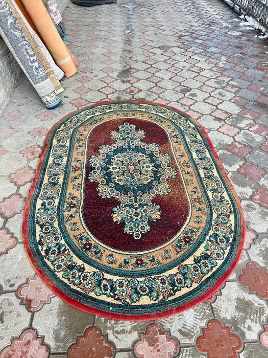 Ковер срочно хорошем состояний