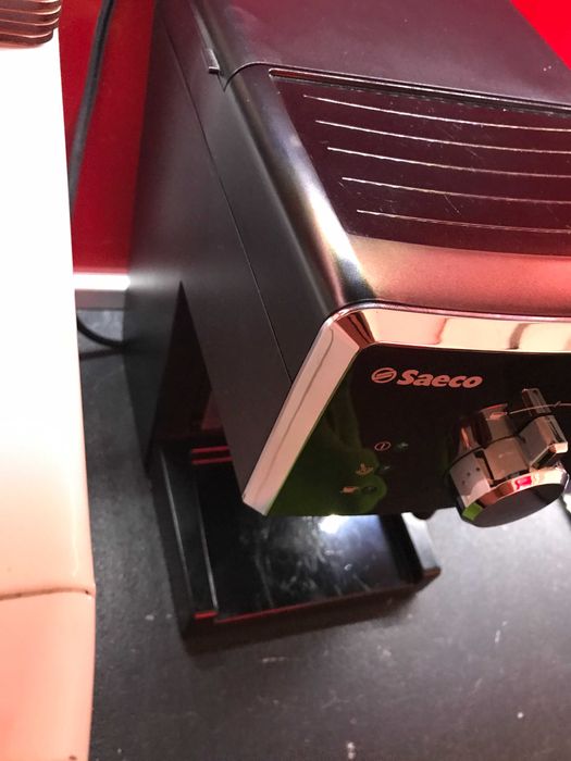 Кафемашина Saeco Poemia