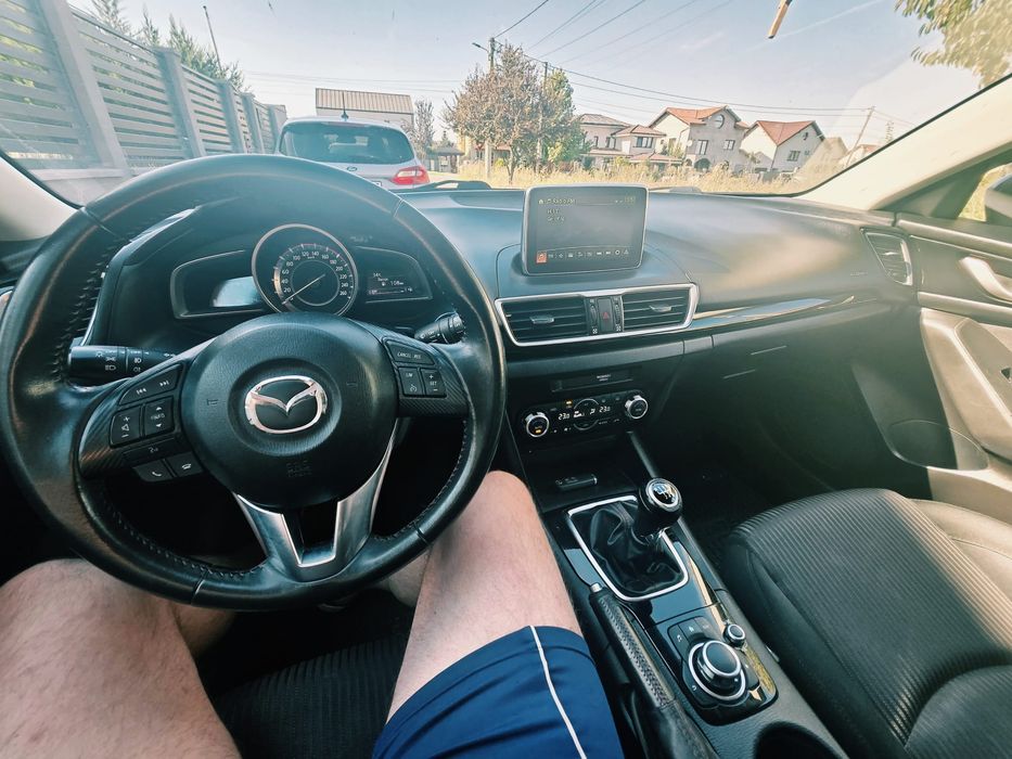 Vand Mazda 3 hatchback, 1.5 skyactive