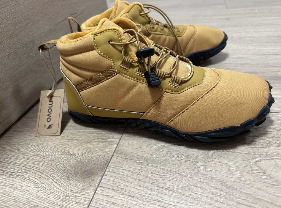 Боси обувки модел Movo pro