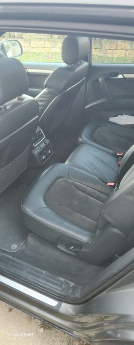 Ауди Ку7 Audi Q7