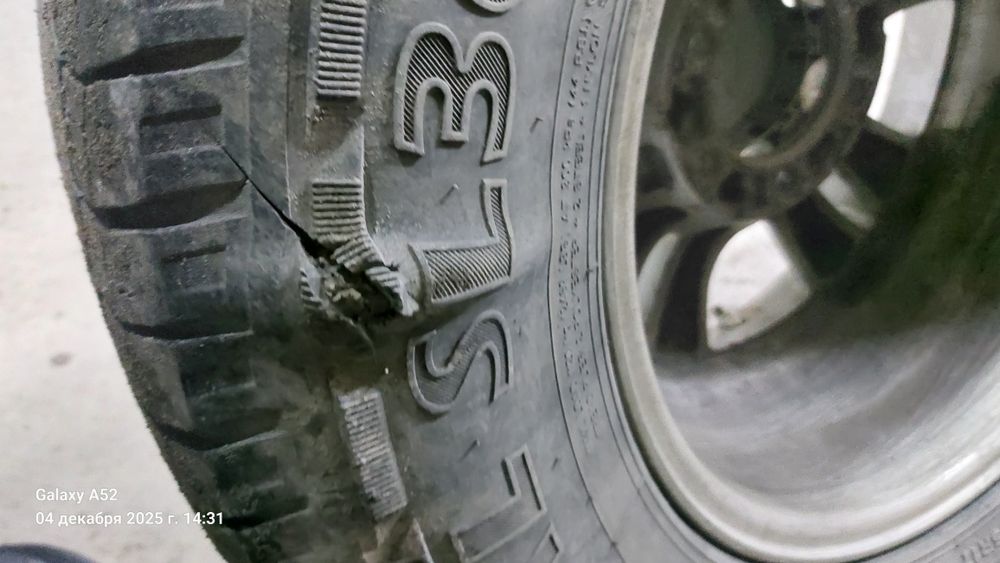 Шины продаю срочно