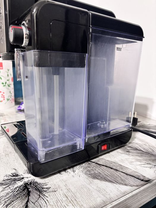 Aparat de cafea Breville Latte2