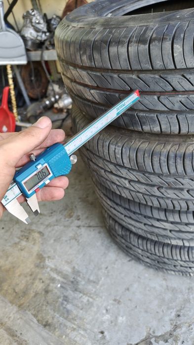 Firestone MultiHawk 2 Set de 4 Bucăți  175 70 R13 82T,preț 300 lei SETUL !