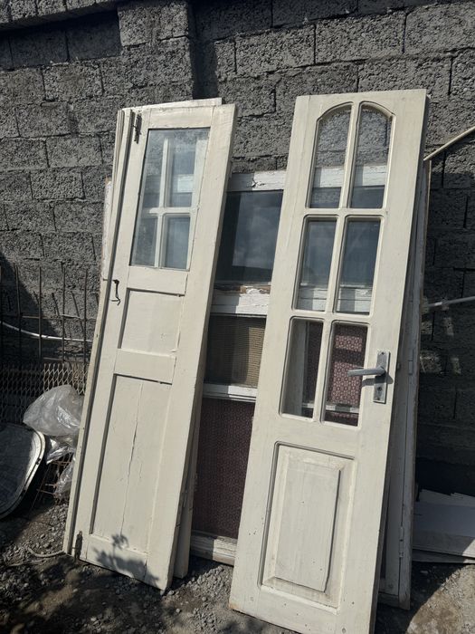 даерь , и 3 шт окна