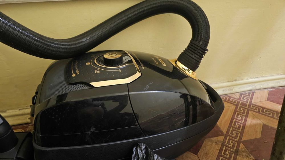 Продам пылесос Bosch