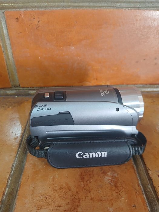 Холати янги  Canon  камера